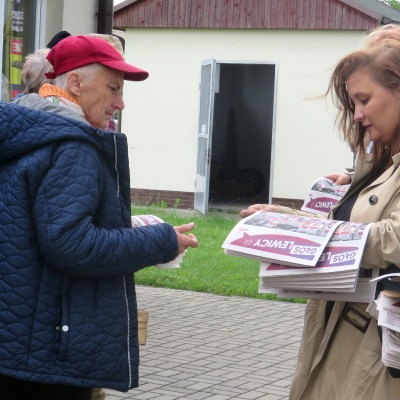 Przedstawiciele Nowej Lewicy w Nowym Mieście n/Pilicą [targowisko]